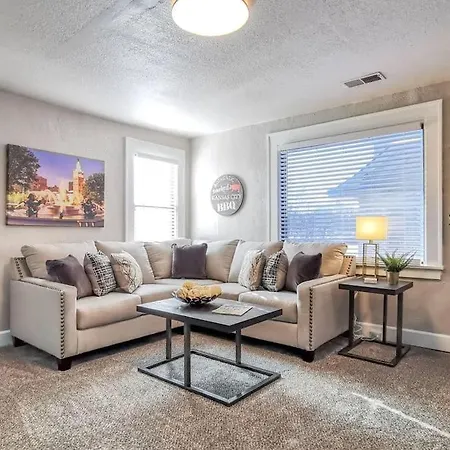 W 2W-Westport Gem Book A Stay Remodeled 1Bd